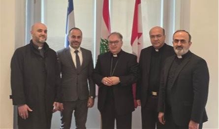 القنصل نمر التقى المطرانيين تابت وجاويش