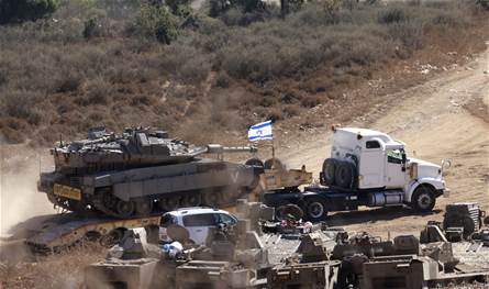 قبل بدء سريان الهدنة...إسرائيل تتوقع صواريخ وتلوّح بضربات اضافية