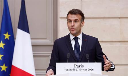 ماكرون قلق من أن يُهدد استمرار العمليات العسكرية الهدنة في لبنان ويدعو "الحزب" للتخلي عن سلاحه