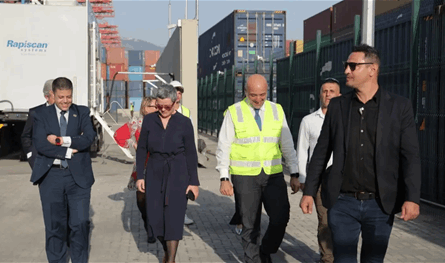 وفد من الاتحاد الاوروبي جال في مرفأ بيروت