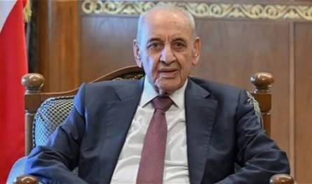 بري يبحث مع السفير المصري تطورات الهدنة والأوضاع في لبنان