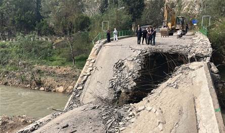 مصلحة الليطاني باشرت تنفيذ أعمال إنشاء جسر من العبارات فوق مجرى النهر في طيرفلسه