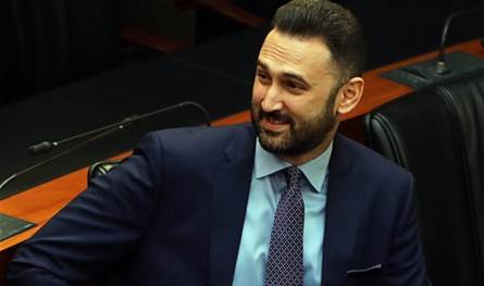 جنبلاط استقبل في المختارة وفودا شعبية وبلدية