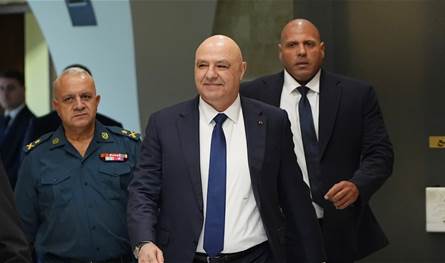 عن رفض عون الاتصال بنتنياهو.. ماذا قالت صحيفة إسرائيلية؟