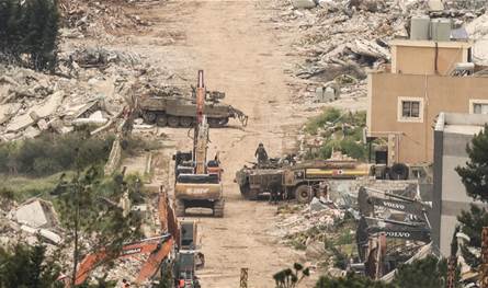 في صور.. الجيش الاسرائيلي يفجر وينسف عدداً من المنازل