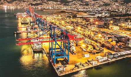 في مرفأ بيروت.. أمن الدولة يوقف ثلاثة موظفين بتهمة الرشوة والابتزاز