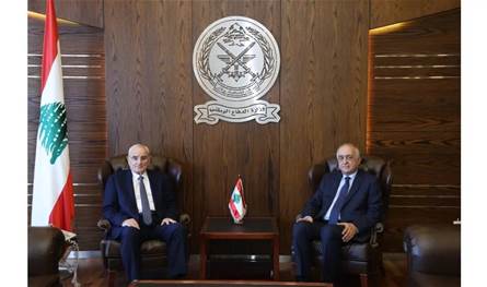 منسى يبحث التطورات الراهنة مع السفير خوري وشؤون الإعلام مع بسام عفيفي