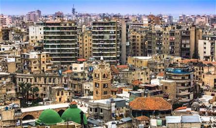 في طرابلس.. سقط من الطابق الثالث وهذا ما حلّ به (صورة)