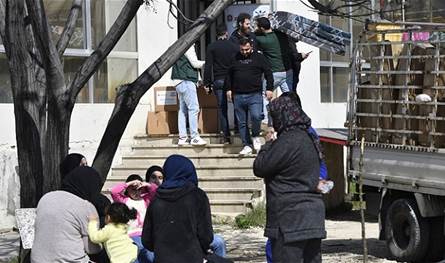 نازحون في "خطر" بعد نيسان