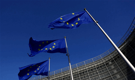 خلال قمة في قبرص.. ماكرون يكشف عن توجه لتنظيم "مؤتمر لدعم لبنان"