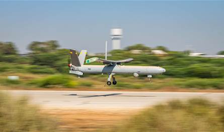 بصاروخ أرض - جو.. "الحزب" يسقط مسيّرة إسرائيلية في أجواء صور