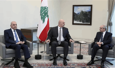لقاء الرؤساء الثلاثة معلق على النتائج تنسيق سعودي مصري وفرنسي لحماية لبنان
