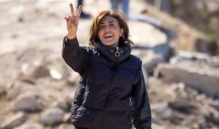 آمال… حكاية صحافية تشبه الوطن