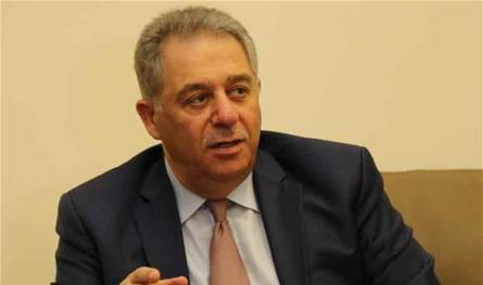 هذه قصة أشرف دبور.. من سفير إلى "موقوف"