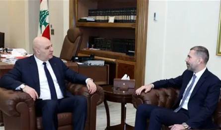 أحمد الخير: ندعم مواقف الرئيس وهناك حزم في منع الانزلاق للحرب