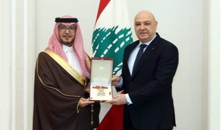نجاح التفاوض رهن وقف اطلاق النار واتصالات مكثفة لعون تمهيدا لاجتماع واشنطن