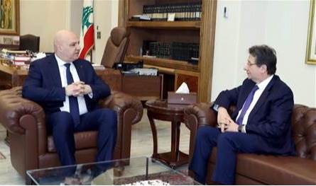 الرئيس عون بحث مع كنعان الأوضاع العامة