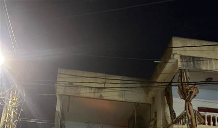 5 شهداء بينهم أطفال في غارات إسرائيلية مكثفة على جنوب لبنان
