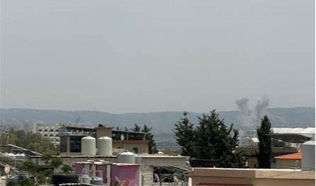 لبنان – شهداء وجرحى.. الغارات الإسرائيلية تتجدد في الجنوب لبنان – شهداء وجرحى.. الغارات الإسرائيلية تتجدد في الجنوب