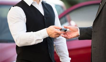 في أرقى مطاعم بيروت.. هذا ما يفعله الـ "valet parking"