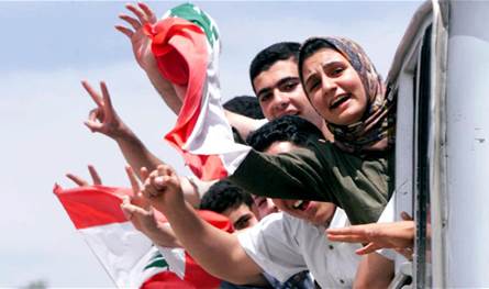 لبنان – ذكرى التحرير تحت النار.. لبنان أمام اختبار المعادلة الجديدة لبنان – ذكرى التحرير تحت النار.. لبنان أمام اختبار المعادلة الجديدة