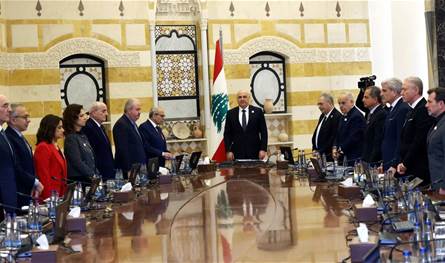 تباين بين حزب الله وبري بعد دعوة قاسم لإسقاط الحكومة