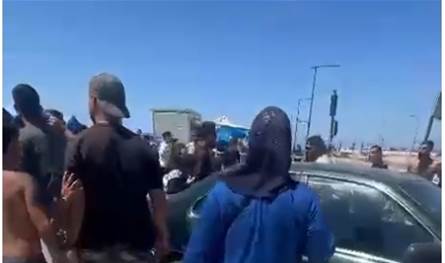 بالفيديو.. إشكال وتضارب بين نازحين في البيال