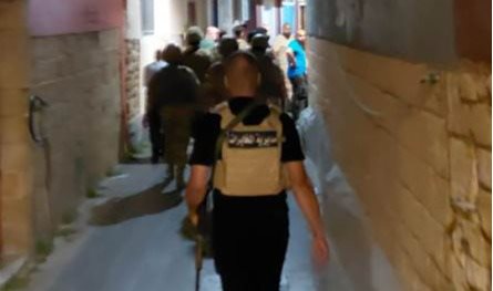 وصول قوة من الجيش إلى الحارة المسيحية في صور بعد التهديدات