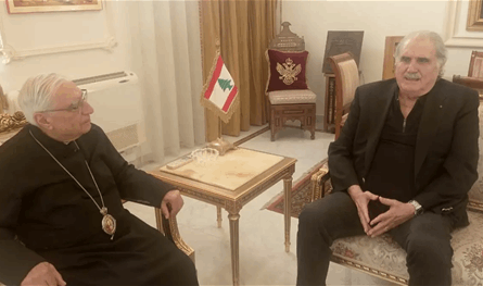 العبسي عرض التطورات مع  جريصاتي والمدير العام للصناعة