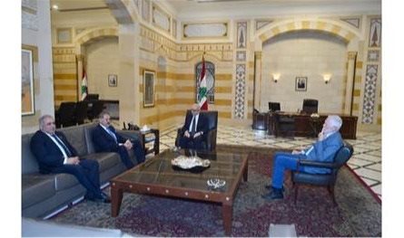 رئيس الحكومة استقبل الممثل الخاص للرئيس الفلسطيني