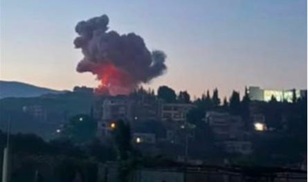 أحدهما لم ينفجر.. غارة إسرائيلية استهدفت بلدة بنعفول في صيدا