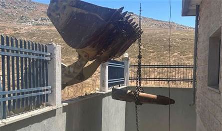 الجيش يحذّر من أجسام مشبوهة بعد تفكيك قنبلة وعثور على مسيّرة