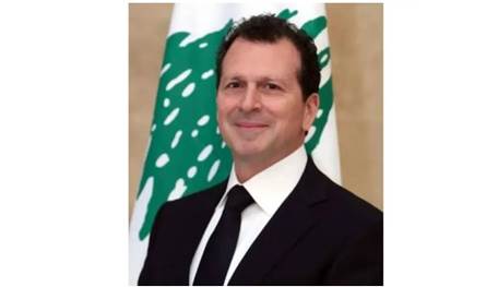 شحادة: على "حزب الله" وضع سلاحه في السلة اللبنانية