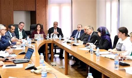 لجنة الصحة تبحث أوضاع النزوح وخطط الاستجابة بحضور وزيرة الشؤون الاجتماعية