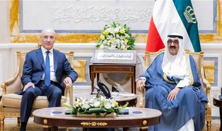 الحجار التقى أمير الكويت ونقل تحيات الرئيس عون