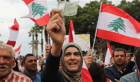 "تضحيات بلا جواب؟".. تقرير فرنسي يرصد انقسام شيعة لبنان حول حزب الله