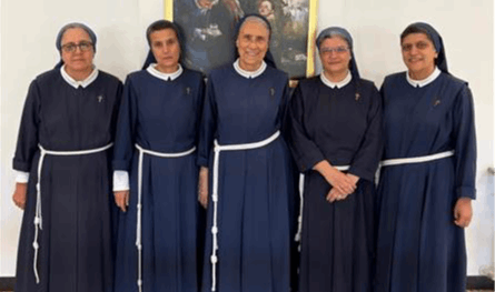 انتخاب مجلس جديد لجمعية راهبات الصليب