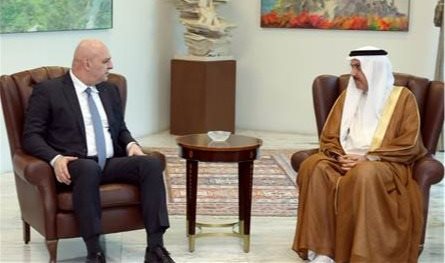 الرئيس عون نوّه بالسماح للإماراتيين بالمجيء إلى لبنان: قرار يعكس عمق العلاقات الأخوية بين البلدين