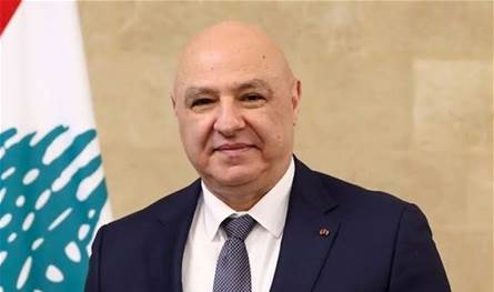 الرئيس عون عاد ليلا الى بيروت بعد زيارة الى إيطاليا