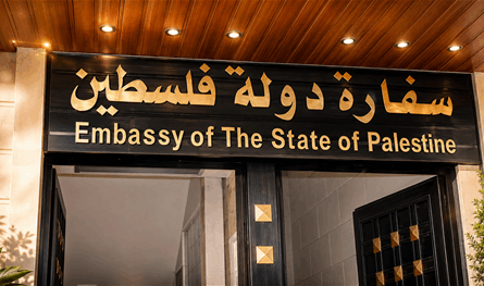 قيادة فصائل منظمة التحرير بحثت مع السفير الأسعد أوضاع المخيمات في لبنان