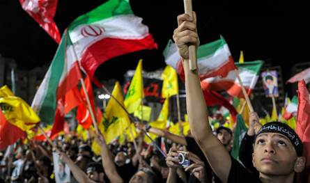 تقرير إسرائيلي عن "الجيل الشيعيّ الجديد" في لبنان.. ماذا كشف؟