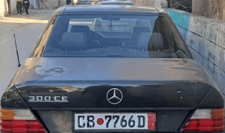 فجر اليوم... سرقوا سيارته
