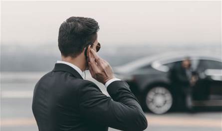 علاقة غرامية بين ابنة أحد السياسيين ومرافق والدها