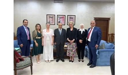 وزيرة التربية بدأت برنامج زيارتها الرسمية إلى الأردن