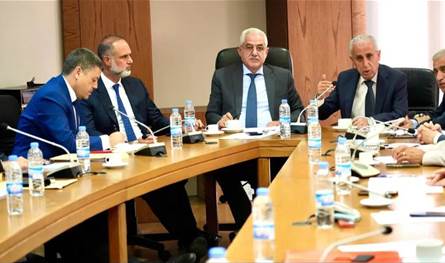 لجنة الأشغال عقدت جلسة لمناقشة خطة وزارة الأشغال