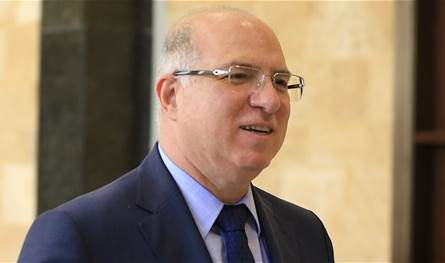 وزير العمل إلى القاهرة
