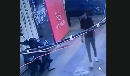 بالفيديو: سرقة دراجة نارية في الميناء ـ طرابلس