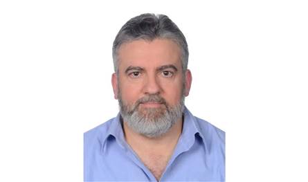 تعيين الدكتور جيلبر سليمان مديرا لكلية الحقوق (2)