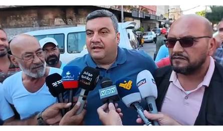 وسط ارتفاع أسعار المحروقات.. اعتصام لسائقي الباصات في طرابلس