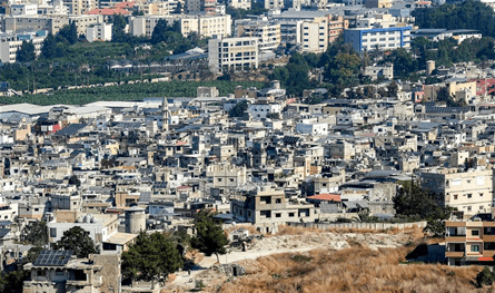 في مخيمات لبنان.. "هجمة" تستهدف "نجل رئيس"!